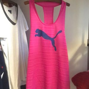 Puma workout top l (like new)